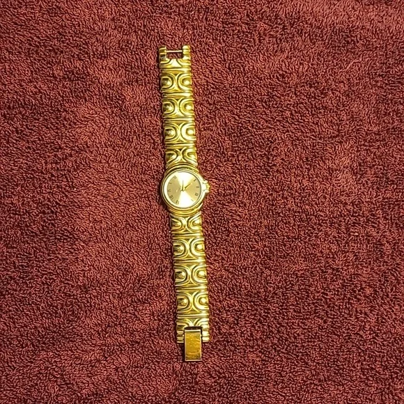 Bulova watch - Picture 1 of 3